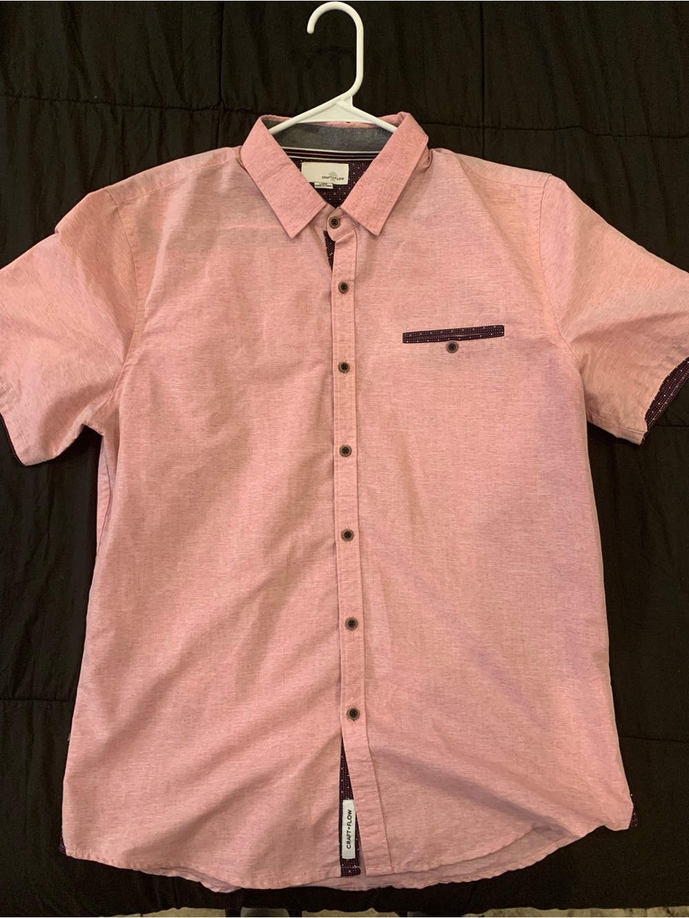 Casual Short-Sleeve Button-Down Shirt in Pink